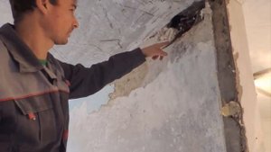 КАК УДАЛИТЬ КРАСКУ И ОБОИ СО СТЕН