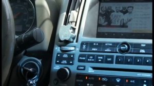 Infiniti FX35 интеграция планшета и перенос штатного монитора