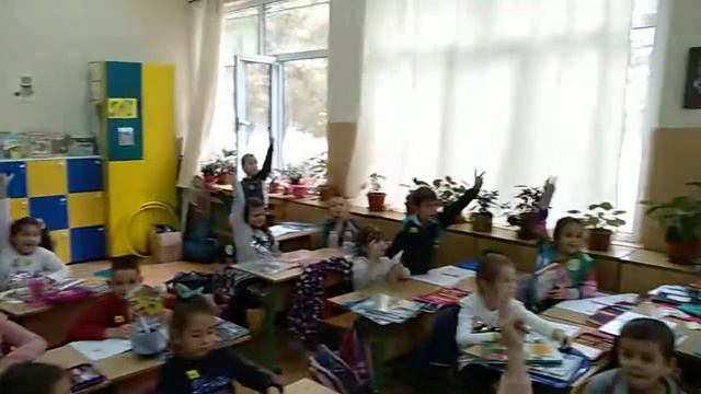 1 Б клас се включи в Националната седмица на четенето, 22.10.18 г. смотреть онлайн