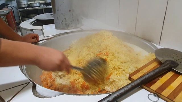 КАК ПРИГОТОВИТЬ ПЛОВ В КАЗАНЕ смотреть онлайн