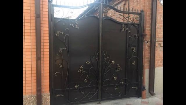 Прекрасные кованые ворота и ворота из нержавеющей стали.