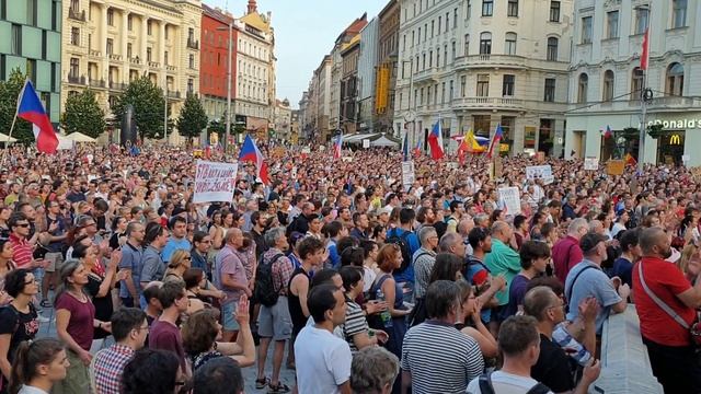 Demonstrace proti Babišovi a za nezávislou justici - Brno 11. června 2019 смотреть онлайн