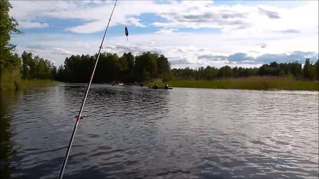 ТРИ ЩУКИ на cтарую блесну ЛЕТОМ 2018 смотреть онлайн