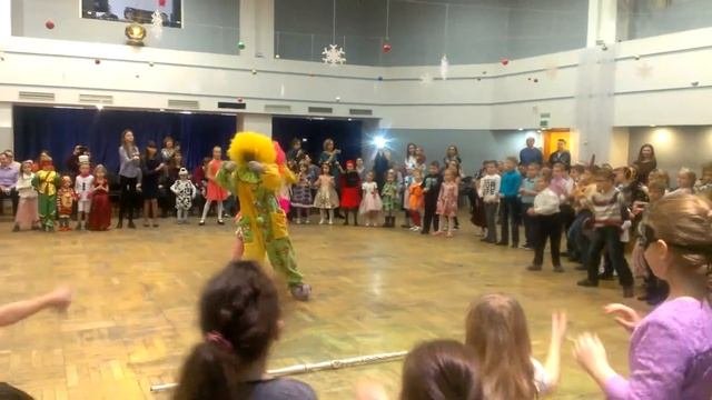 Песня круче всех  по клоунске
