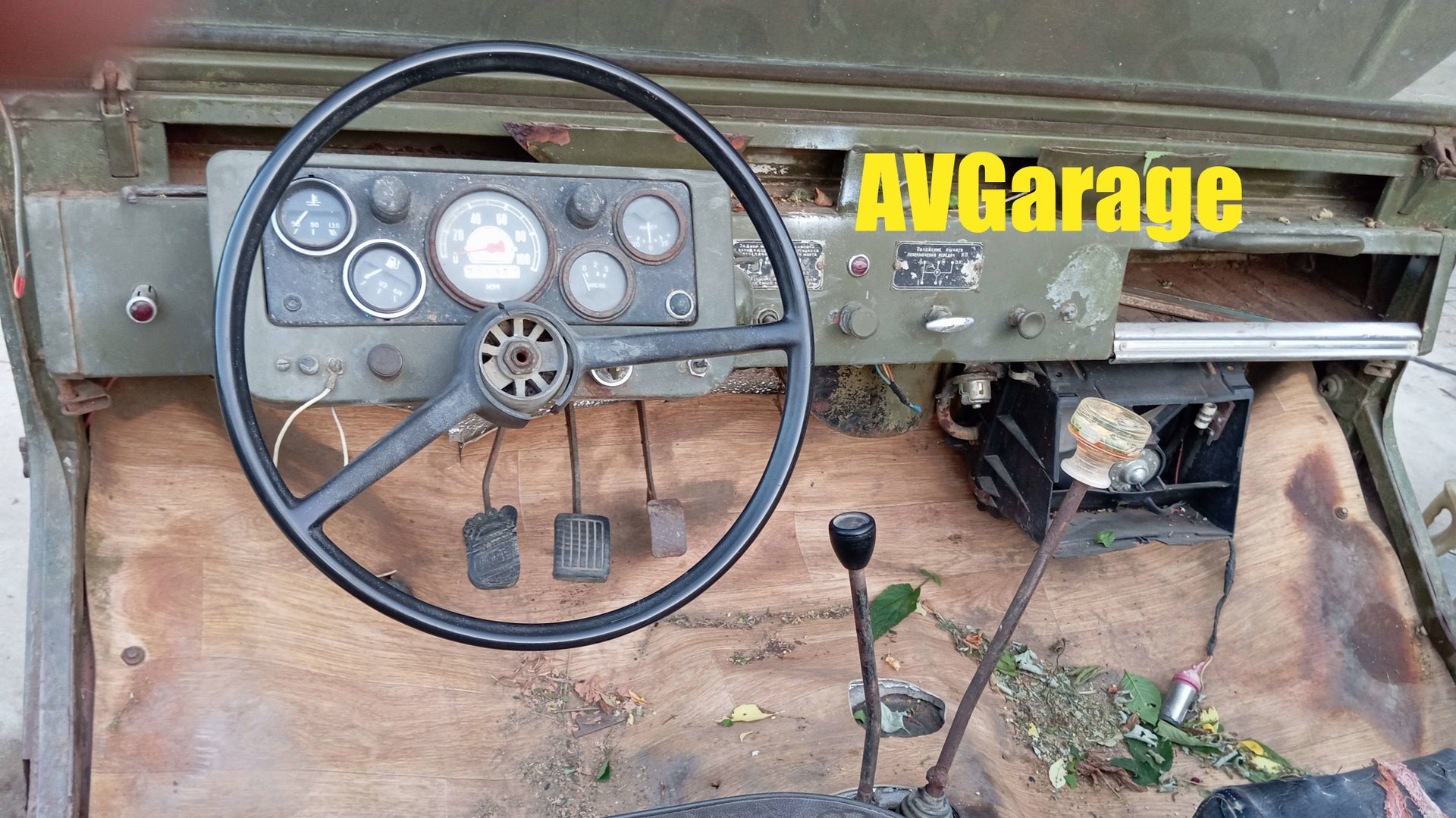 Оживляем ЛуАЗ-969 после долгой стоянки. смотреть онлайн