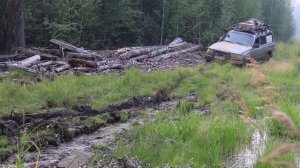 Джипы по рекам.