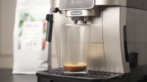 Delonghi Magnifica Start: Long Black Coffee [uncut recipe]