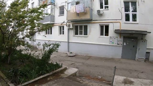 ГЕЛЕНДЖИК 2021 КАШТАНОВАЯ КРАСНАЯ  ЦЕНТР ГОРОДА СТАРЫЙ ЖИЛОЙ ФОНД