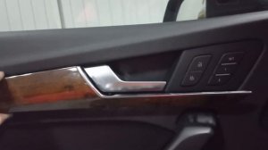 Audi Q5 как снять накладку дверей