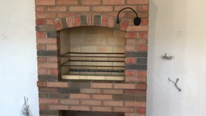 Барбекю из кирпича. Гостевой домик с мангалом.