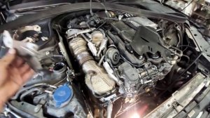 MERCEDES W222 OM656 заміна помпи охолодження