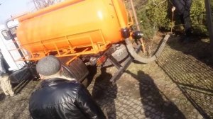 Новенькая машина ассенизатор.