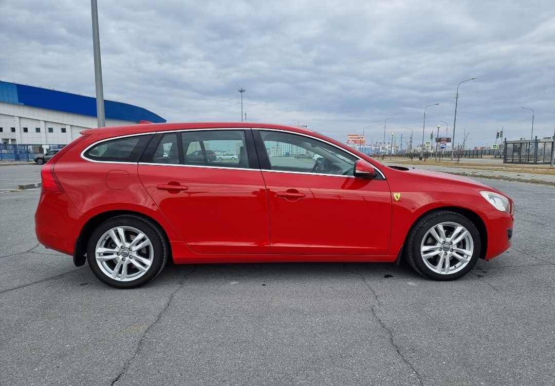 Как поменять салонный фильтр на VOLVO V60, S60