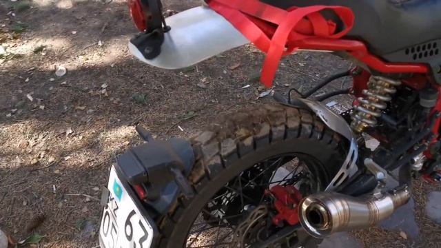 Обзор мотоцикла Minsk scr 250 / Geon Scrambler смотреть онлайн