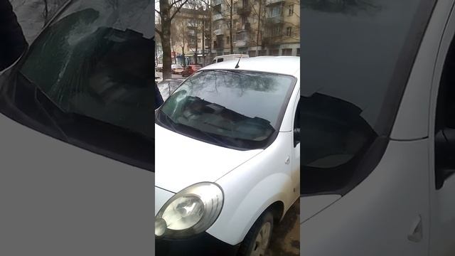 Renault Kangoo 2 Как откыть без ключа?