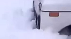 Как почистить снег автомобилем?