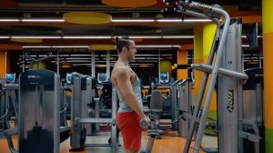 Плечи с гантелями передние дельты 5 ошибок