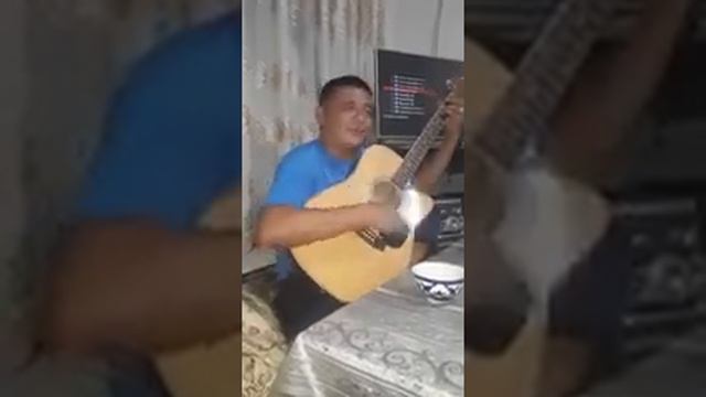 Баха Каракалпак гитарист..