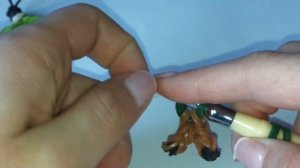БРЕЛОК-ЧЕЛОВЕЧЕК из резинок Rainbow Loom Bands без станка.