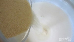 Манная каша с ягодами