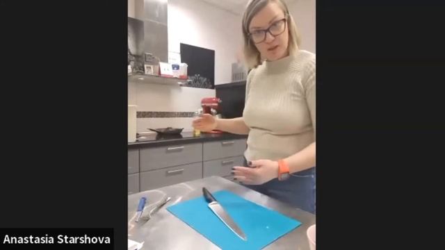 Пирог киш со сладким перцем и колбасками ▶ Мир на тарелке смотреть онлайн