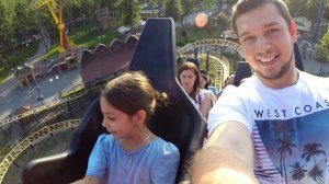 Катаюсь на Американских горках в Парке Горького Харьков