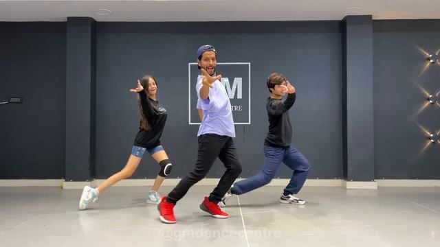 DANCE MERI RANI - Dance Cover | Deepak Tulsyan Choreography | G M Dance Centre | Guru Randhawa смотреть онлайн