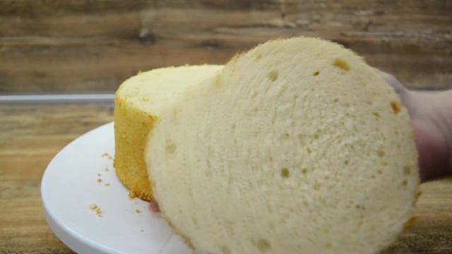 Бисквитный ТОРТ с КЛУБНИКОЙ / Торт с ягодной прослойкой