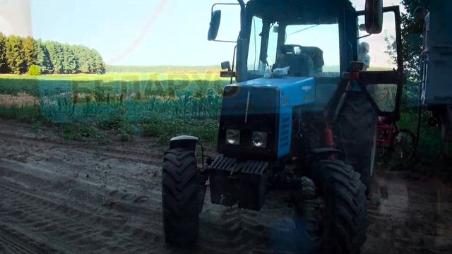 Внесение фунгицида Кустодия на полях кукурузы Пивиха. смотреть онлайн