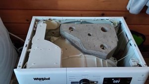 Обзор стиральной машины Whirlpool BL SG8108 V 8кг