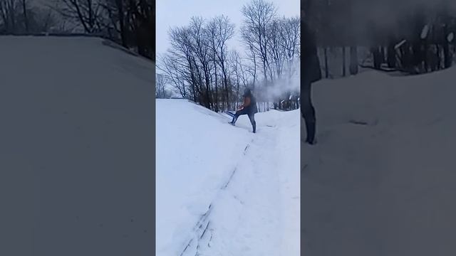 Стеклянная заглубленная теплица на 2.5 м чистка снега 51-6.3 м