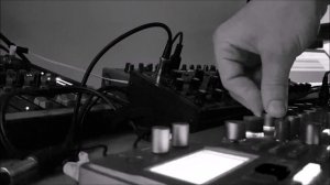 Analog Session @ Korg Electribe EMX 2, ESX2, Behringer Model D, Alto Live 802 - Live