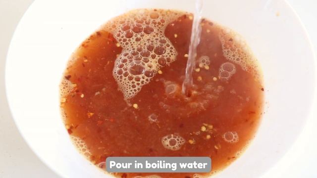 EASY SPICY CHICKEN RAMEN RECIPE READY IN 10 MINUTES! смотреть онлайн