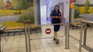 В школу под дулом автомата