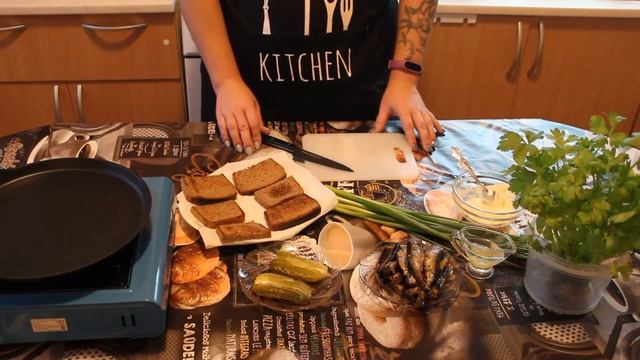 Бутерброды со шпротами / Гренки со шпротами