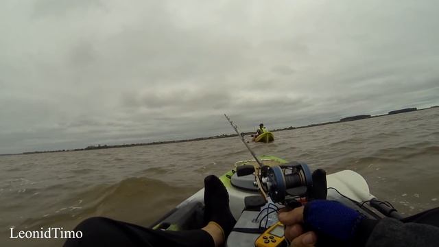 На рыбалку на новом каяке смотреть онлайн