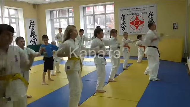 Golden Body смотреть онлайн