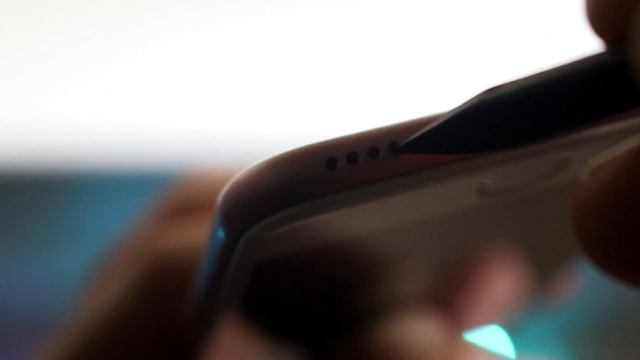 How To Clean iPhone Speakers смотреть онлайн