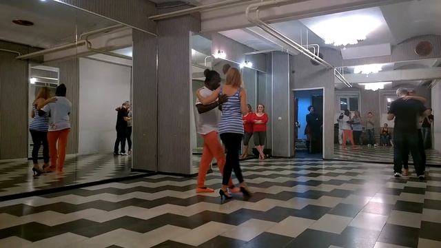 Кизомба - мастер-класс 11.09.2014 смотреть онлайн