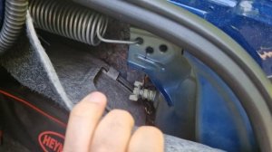 Не поднимается крышка багажника Volkswagen Passat, Polo, Jetta? - Есть решение!