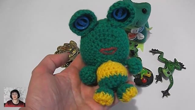 ЛЯГУШКИ ВЯЗАНЫЕ КРЮЧКОМ И ДРУГИЕ К БОГАТСТВУ В ДОМЕ смотреть онлайн