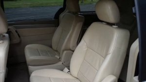 2009 Volkswagen Routan - Paramount Motor Sales & Service