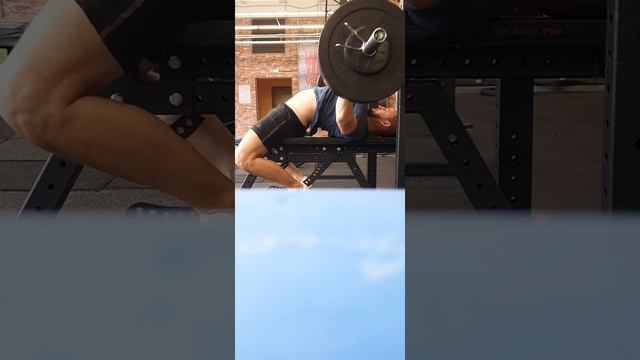 Жим штанги лёжа на брусок смотреть онлайн