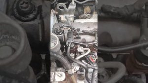 Renault Laguna 1.9 dci цокот шум в районе клапанной крышки, форсунки