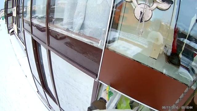Замена холодного остекления на тёплое, без изменения фасада.