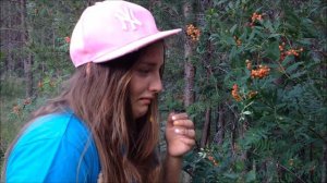 Тимоша #пробуем_лес_ Я покакала в кусты. Чтааа?