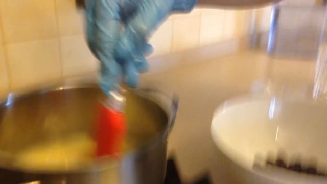 Шоколадная глазурь для торта Простые продукты и блестящий результат! Глазурь для шоколадных потёков смотреть онлайн