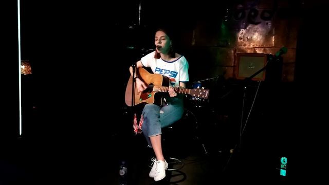 Ася Желнова_Литературная Гостиная - 11.05.2021 смотреть онлайн