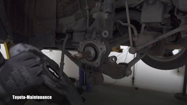 How to replace rear wheel bearing on Toyota Highlander смотреть онлайн