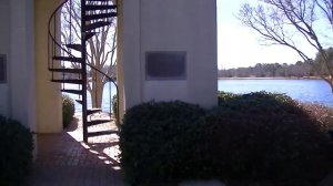 ?157 / SC .USA.FURMAN UNIVERSITY LAKE, PART 2. SC???